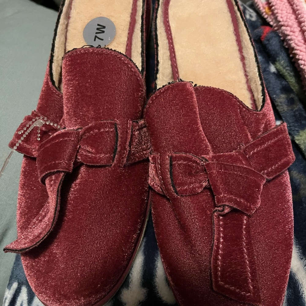Bear paw 🐾 slides